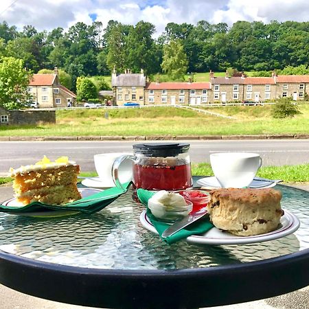Hutton le Hole The Barn Guest House And Tearoom מראה חיצוני תמונה